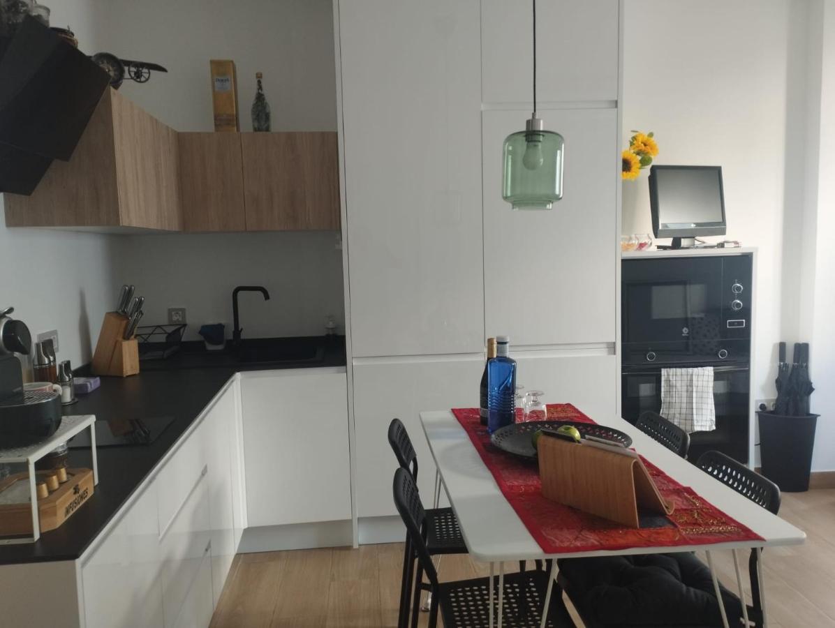 Atico Aire De Triana Apartment Sevilla Exterior foto